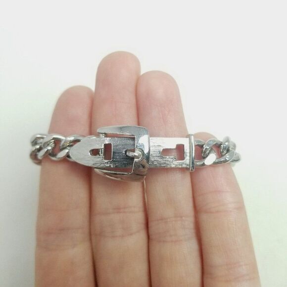 Vintage Avon Buckle Clasp Bracelet, Silver Tone Chain, Retro Estate, Adjustable - Picture 1 of 7